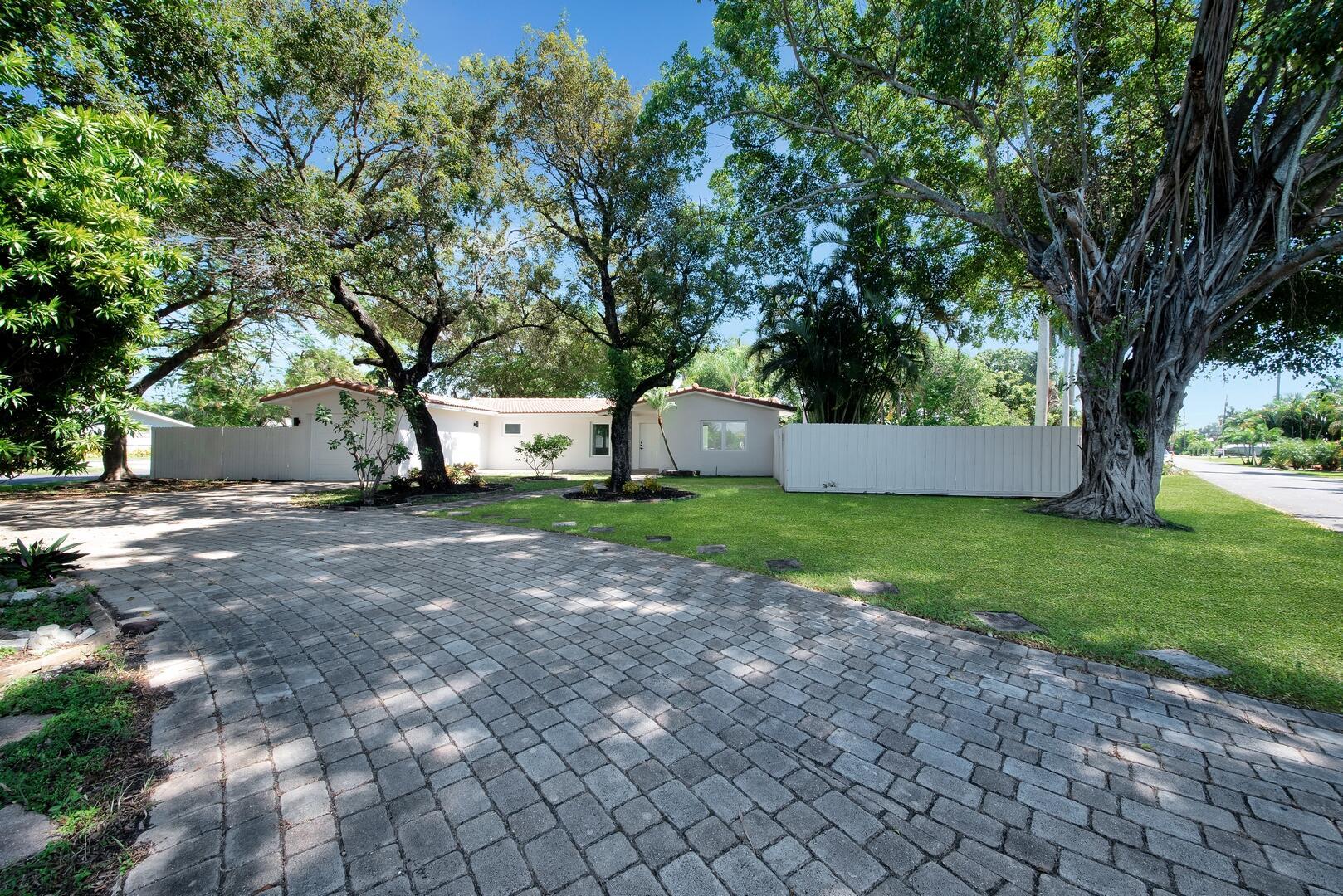 141 30th, Wilton Manors, Single Family Detached,  for sale, Arlene   Toolsie , Re/Max Direct