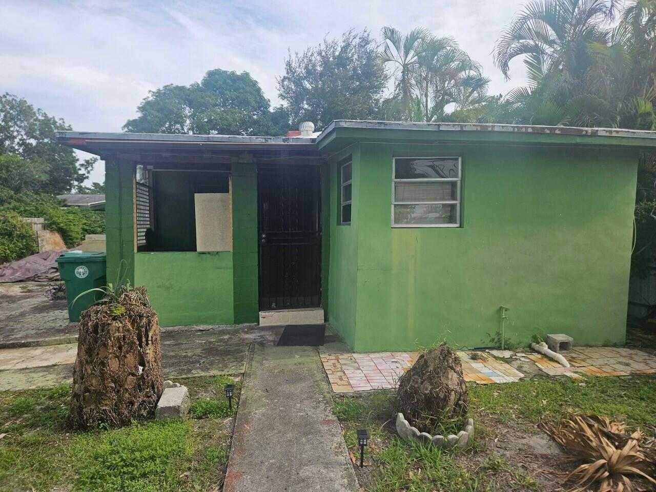 229 49th, Miami, Single Family Detached,  for sale, Arlene   Toolsie , Re/Max Direct